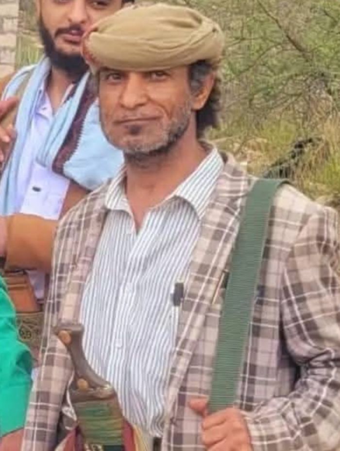  مسلح حوثي يقتل ثلاثة من أسرته في الضالع