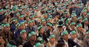  مختصون: الأنشطة الطائفية في مدارس مناطق الحوثي تعطل التعليم وتثقل كاهل الأسر