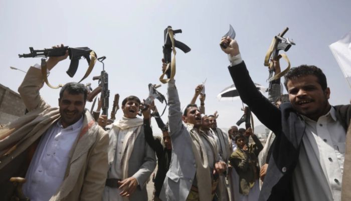  لا غرابة في ثقافة الحوثيين الإيرانية .. تزوير أكاديمي خطير في مجال الصحة يهدد حياة اليمنيين