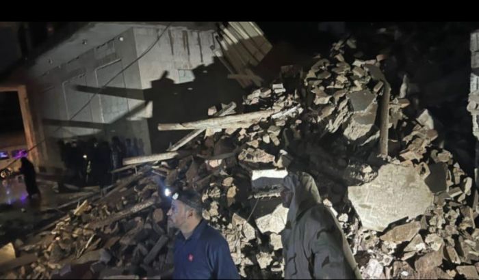  مقتل طفلتين شقيقتين بانهيار منزل في مأرب