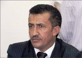 مليشيا الحوثي تتوجه الى حل الأحزاب