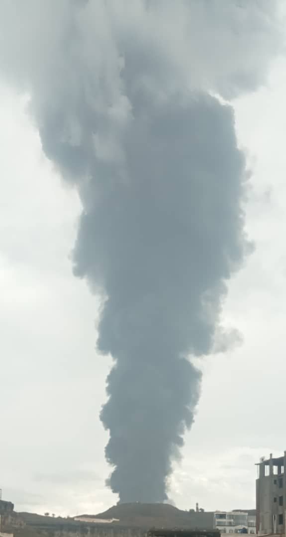 غارات إسرائيلية تستهدف مواقع عسكرية ومنشآت مدنية في صنعاء