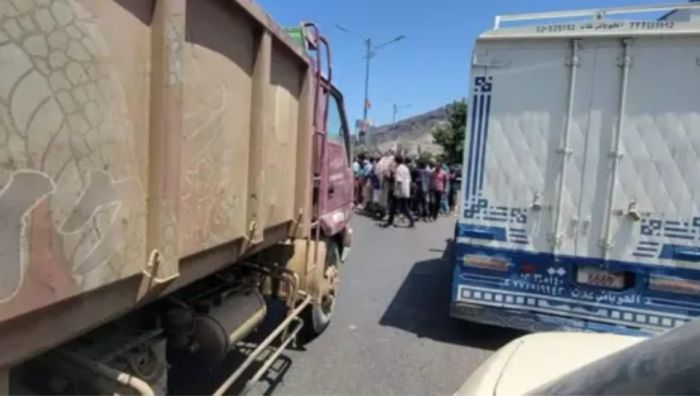  وفاة ضابط مرور دهسًا في عدن