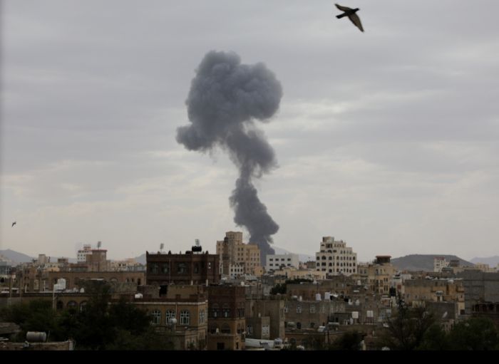  الجيش الإسرائيلي يعلن استهداف رئيس أركان الحوثي ووزير دفاعه