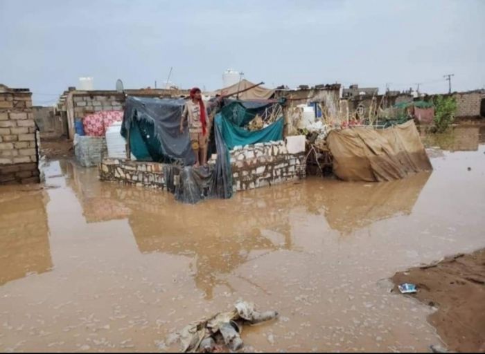  السيول تودي بحياة 5 نازحين وتضرر نحو 3 آلاف أسرة في مخيمات مأرب