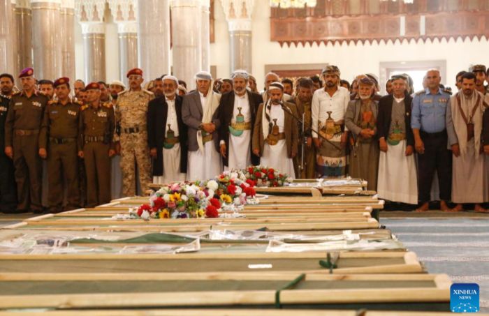  عصابة الحوثي تعترف بمصرع اثنين من قياداتها بينهم "لواء" في أماكن مجهولة