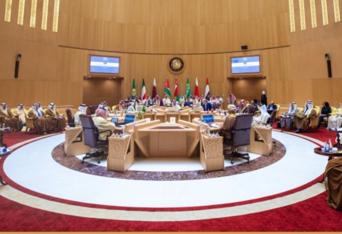 المجلس الوزاري الخليجي يدين تهريب إيران للأسلحة للحوثيين ويؤكد ضرورة الحفاظ على الأمن البحري