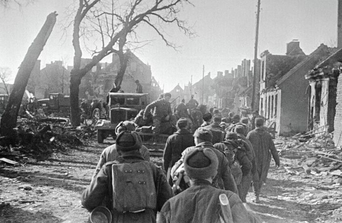 الأمن الفيدرالي الروسي يرفع السرية عن أرشيف جرائم النازيين في إقليم دونباس