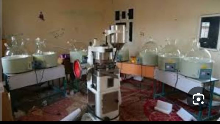  إيران وقتل اليمنيين بشتى الطرق.. القبض على خبراء مخدرات من جنسيتين عربيتين في عدن