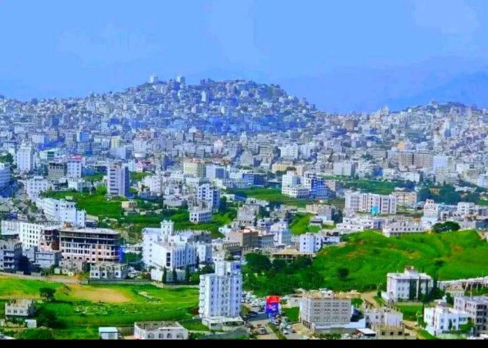  مستثمر في إب يشكو ابتزاز مليشيا الحوثي ونهب ممتلكاته