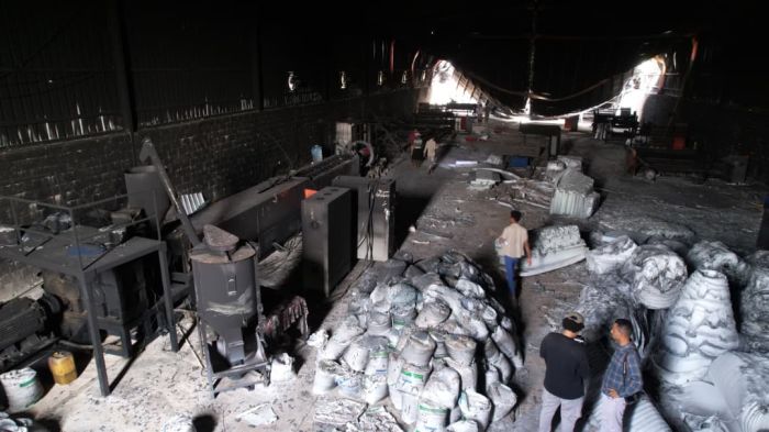 أحتراق بالاشتباكات القبلية بين آل حتيك وفجيح ..  مالك مصنع يناشد قبائل عبيدة ولجنة التحكيم الوفاء بوعودها