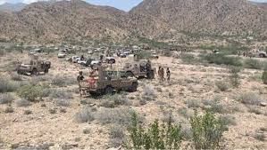 استشهاد جندي وإصابة آخر في عملية قنص لعناصر القاعدة بوادي عومران في أبين