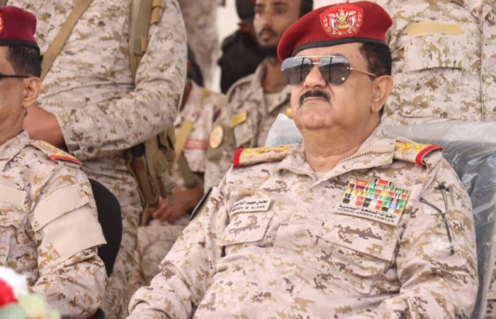  وزير الدفاع: رهانات السلام مع الحوثيين فشلت ونستعد للحسم العسكري