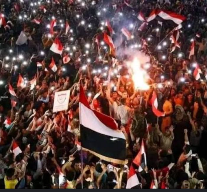  الرعب من ثورة 26 سبتمبر يدفع الحوثيين لنشر مدرعات ومصفحات بشوارع صنعاء