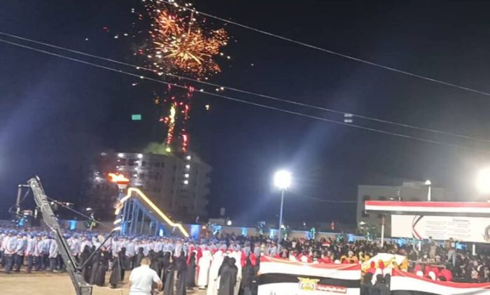 شعلة سبتمبر تضيء سماء مأرب وتعز والمخا احتفاءً بالعيد الوطني الـ63 لثورة 26 سبتمبر