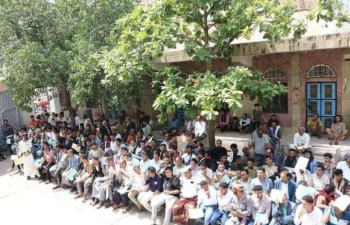  وسط مطالب بفتح تحقيق عاجل .. اتهامات بالفساد والسمسرة لقيادات في مصلحة الجوازات بتعز