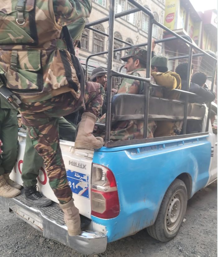  مليشيا الحوثي تتخذ من مقاطعة البضائع الأمريكية وسيلة لابتزاز التجار وإفلاسهم