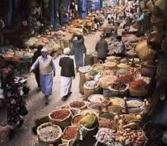  ناشطون: تجار تعز استغلوا حادثة اغتيال أفتهان المشهري لرفع الأسعار والتلاعب بالأوزان