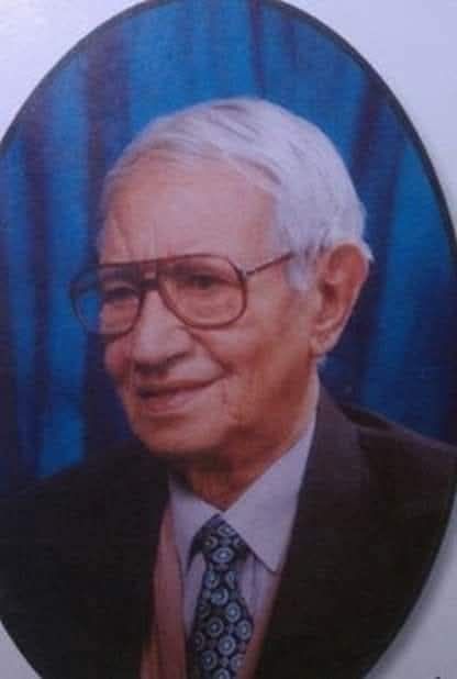 أراضي وزير الوحدة السابق تتعرض للنهب في شمايتين – تعز