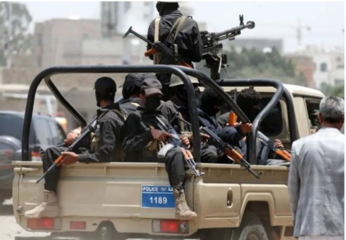  ميليشيا الحوثي تقتحم مكتب غروندبرغ في صنعاء وتختطف موظفين أمميين