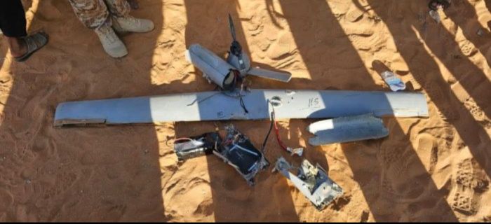  القوات الحكومية تُسقط طائرة مسيّرة للحوثيين في صحراء الجوف