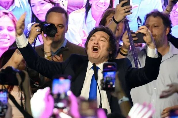 الرئيس الارجنتيني يشيد بفوز حزبه في انتخابات التجديد النصفي