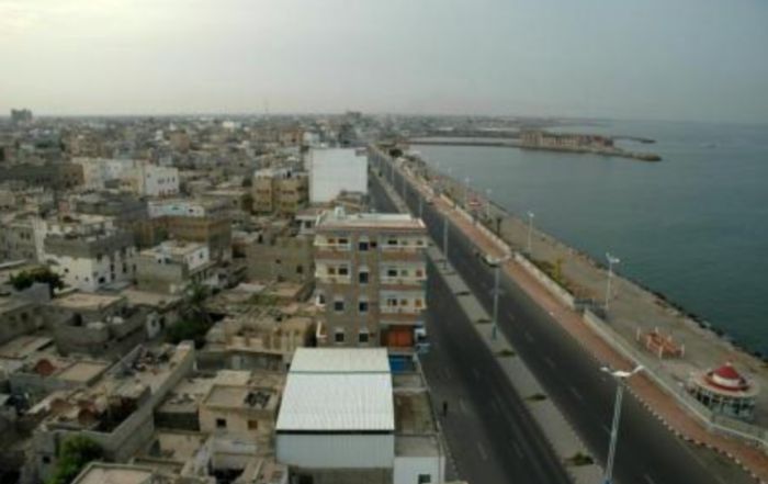  مشروع قطار الحوثي بالحديدة يستهدف الاستيلاء على مساحات شاسعة من أراضي تهامة