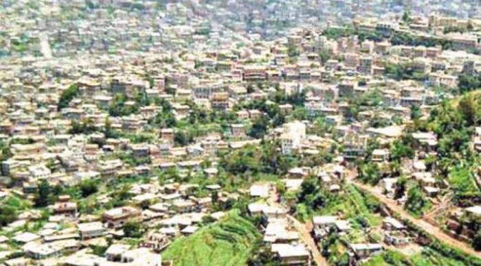  حجة.. مسلحون حوثيون يدمرون مشروع مياه كحلان ويعتدون على النساء