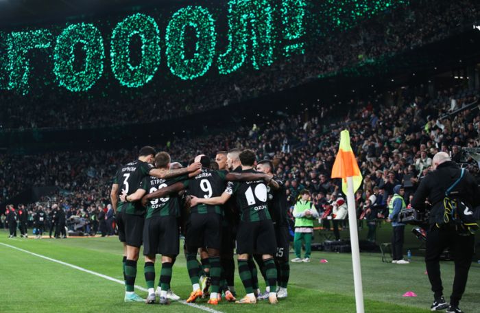 كراسنودار يهزم سبارتاك ويستعيد صدارة الدوري الروسي