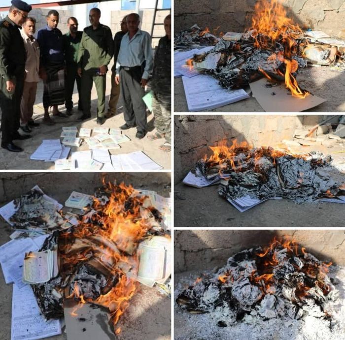 إتلاف كميات من الوثائق الثبوتية القديمة قادمة من مناطق الحوثيين في عدن