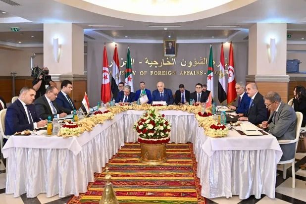 مصر والجزائر وتونس تحضّ الليبيين على «إنهاء الانقسام»