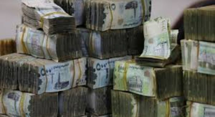  ارتفاع الأسعار يسبق تطبيق الدولار الجمركي في مناطق الشرعية