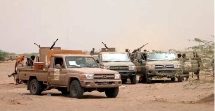  بسبب خلاف على خارطة الانتشار .. توتر عسكري في رأس العارة بين قوات العمالقة ودرع الوطن