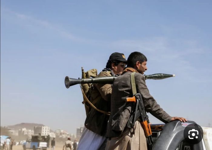  قيادي حوثي يرفض دفع 20 مليون ريال مديونية لبائع قات ويهدده بالقتل