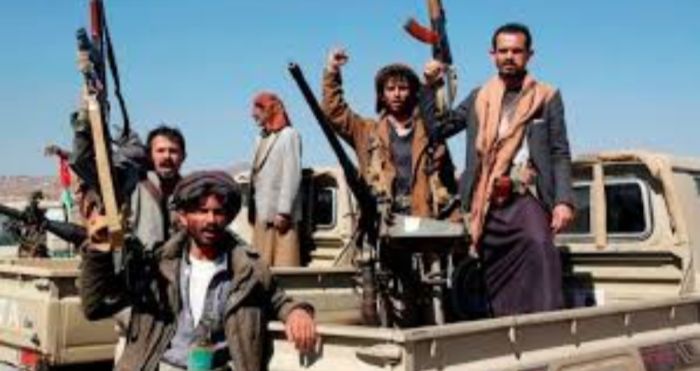  عصابة الحوثي تفبرك تقارير صحفية لتبرير حملة الاعتقالات ضد اليمنيين