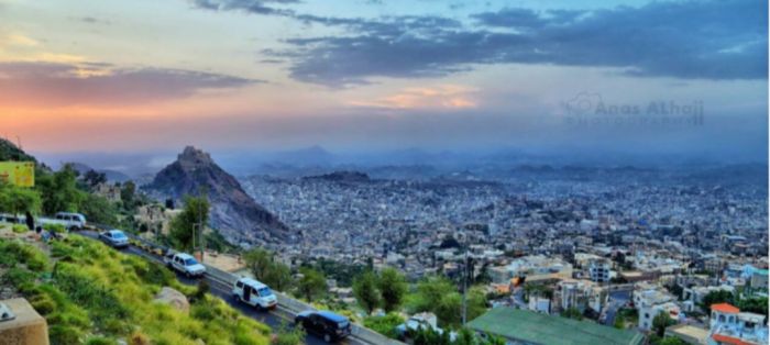  اتهامات لمحور تعز بترقية منتسبي حزب الإصلاح وتهميش باقي الجنود