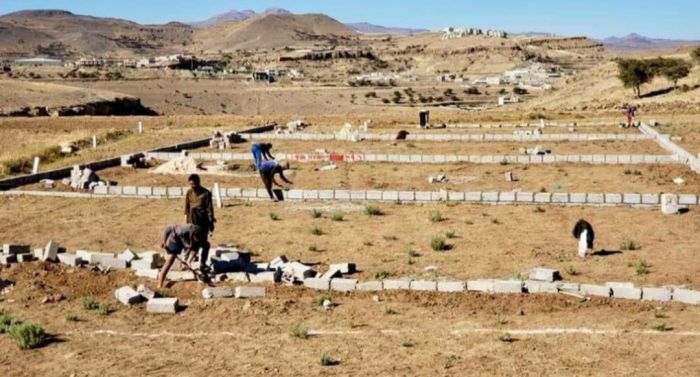  تحت حماية الأمن الوقائي.. عصابة الحوثي تنهب أراضي أبناء الحديدة بالقوة ومن يعترض يتم إخفاؤه