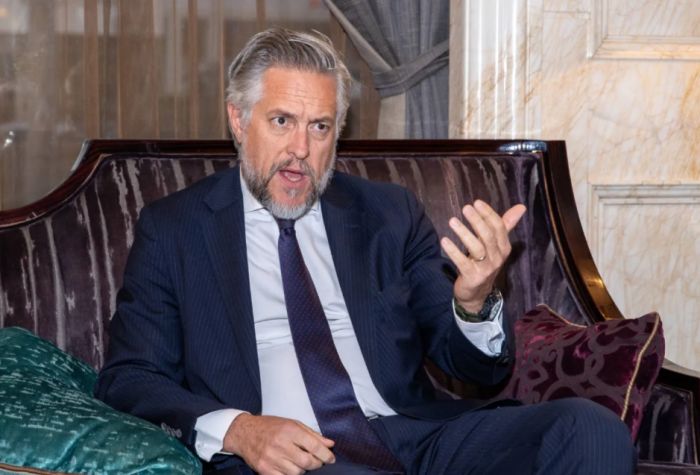  مسؤول أوروبي: موقف الاتحاد من الحوثيين حازم وخيارات التصنيف الإرهابي قيد البحث