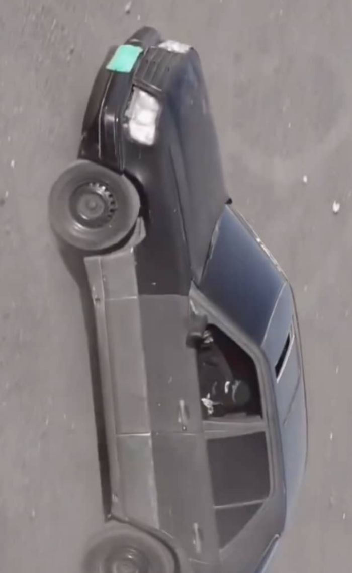  ابنة قيادي حوثي تستفز المواطنين في شوارع صنعاء