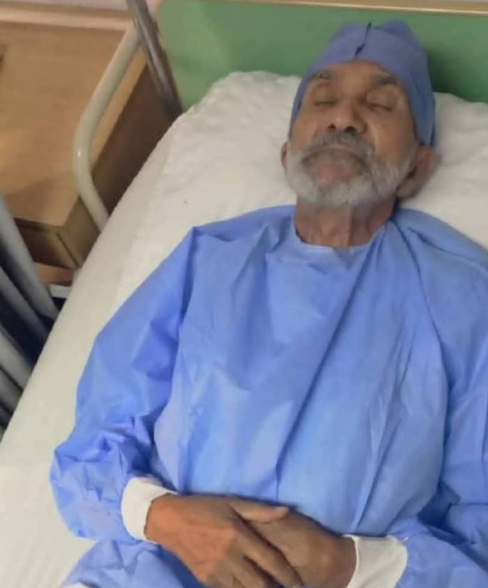  يخشى تعرضه لتسميم بطيء .. البروفيسور العودي يخرج من معتقلات الحوثي إلى إحدى مستشفيات صنعاء