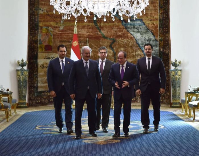 السيسي وحفتر يبحثان في القاهرة الانتخابات الليبية وترسيم الحدود والوضع في السودان