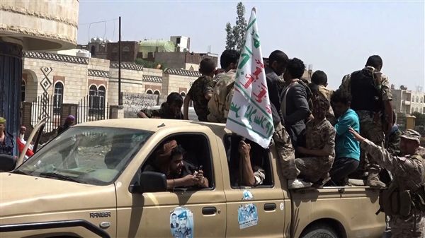 الحوثيون يفرضون دورات فكرية قسرية على طلاب كلية التربية بزبيد