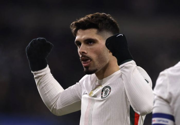 تشيلسي يواصل مشواره الواعد ويؤكد التركيز على التتويج بالكؤوس