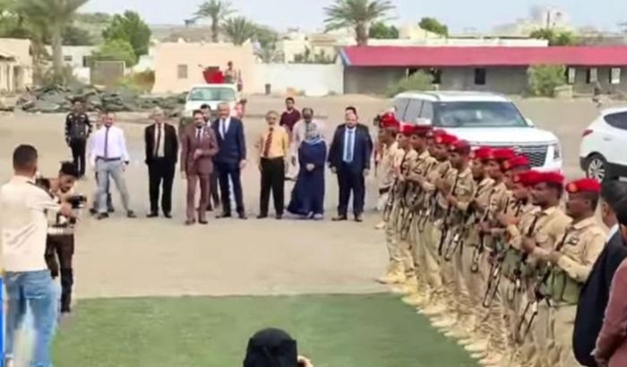  إحالة ضابط أشرف على استقبال وفد طبي بمراسيم عسكرية للتحقيق