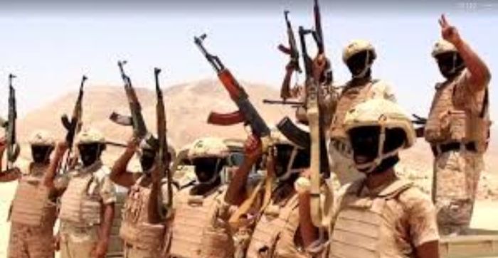  اشتباكات عنيفة بين قوات الانتقالي وقبائل حضرموت في مديرية الشحر