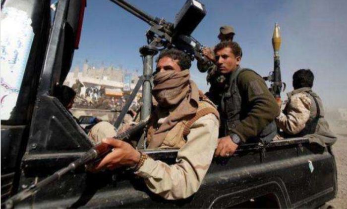 مليشيا الحوثي تعترف بمقتل 3 من قياداتها بينهم ممثلها في المحور الإرياني