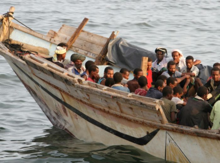 وصول 150 مهاجرًا أفريقيًا غير شرعي إلى سواحل شبوة