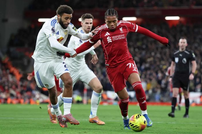 تعادل سلبي مخيّب لليفربول أمام ليدز يونايتد