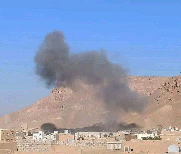 سلاح الجو السعودي يشن غارات جوية على مقر المنطقة العسكرية الأولى في سيئون