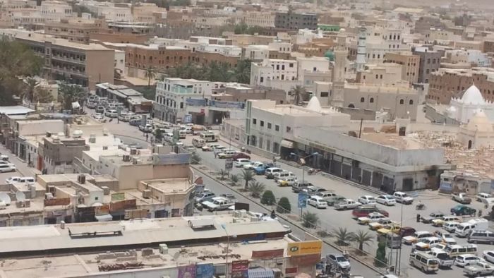 القوات الحكومية تؤمن مديريات الوادي بالكامل وتسيطر على سيئون ومطارها الدولي